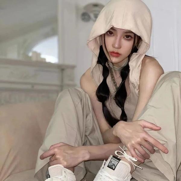 玉女桃花半夜开